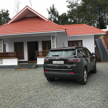 Friends Valley Home Stay Kattappana ภายนอก รูปภาพ