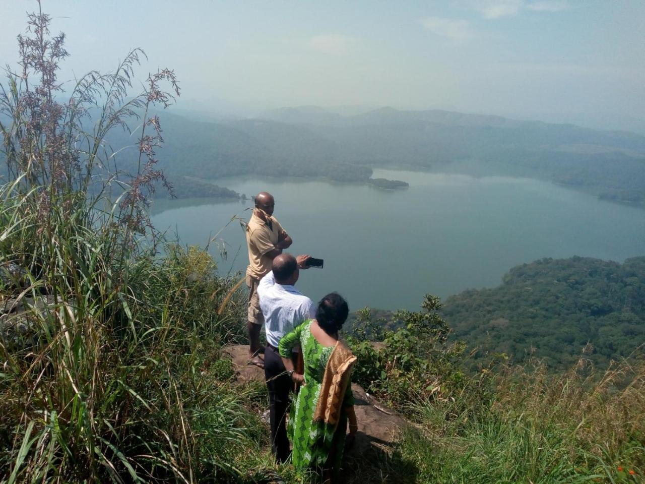 Friends Valley Home Stay Kattappana ภายนอก รูปภาพ